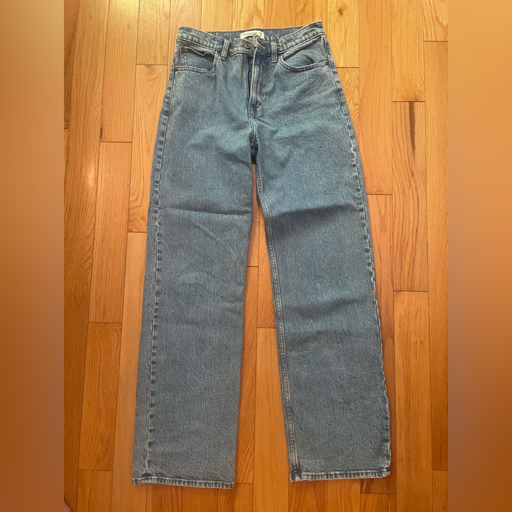 Abercrombie 90s Relaxed Jean (high rise) - Long